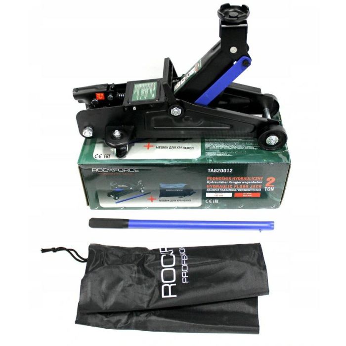 RF-TA820012.jpg